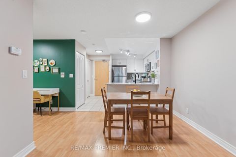 Photo 6 at 307 - 212 Eglinton Avenue E, Mount Pleasant West, Toronto