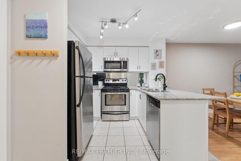 Photo 9 at 307 - 212 Eglinton Avenue E, Mount Pleasant West, Toronto