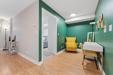 Photo 11 at 307 - 212 Eglinton Avenue E, Mount Pleasant West, Toronto