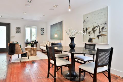 Photo 5 at 589 Wellington Street W, Niagara, Toronto