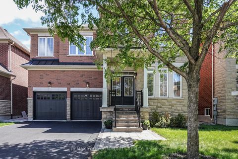 Photo 1 at 37 Heron Hollow Avenue, Oak Ridges, Richmond Hill