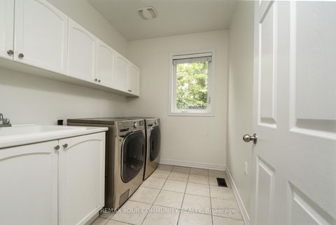 Photo 26 at 37 Heron Hollow Avenue, Oak Ridges, Richmond Hill
