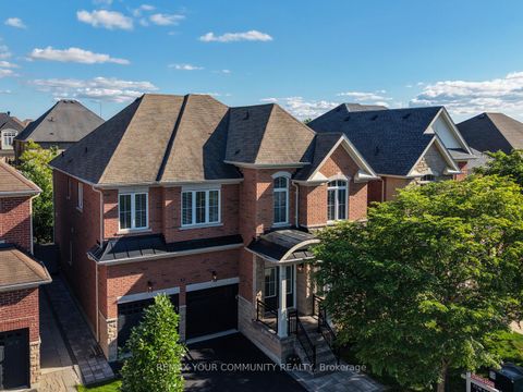 Photo 43 at 37 Heron Hollow Avenue, Oak Ridges, Richmond Hill