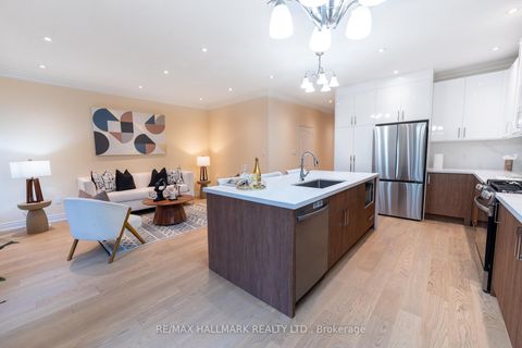 Photo 4 at 60 Dovetail Drive, Oak Ridges Lake Wilcox, Richmond Hill