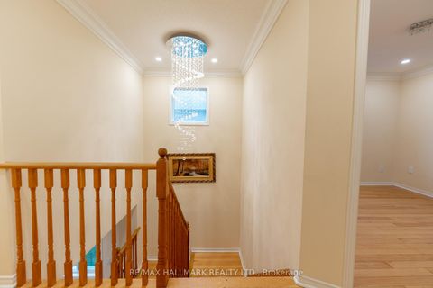 Photo 15 at 60 Dovetail Drive, Oak Ridges Lake Wilcox, Richmond Hill