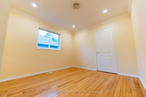 Photo 18 at 60 Dovetail Drive, Oak Ridges Lake Wilcox, Richmond Hill