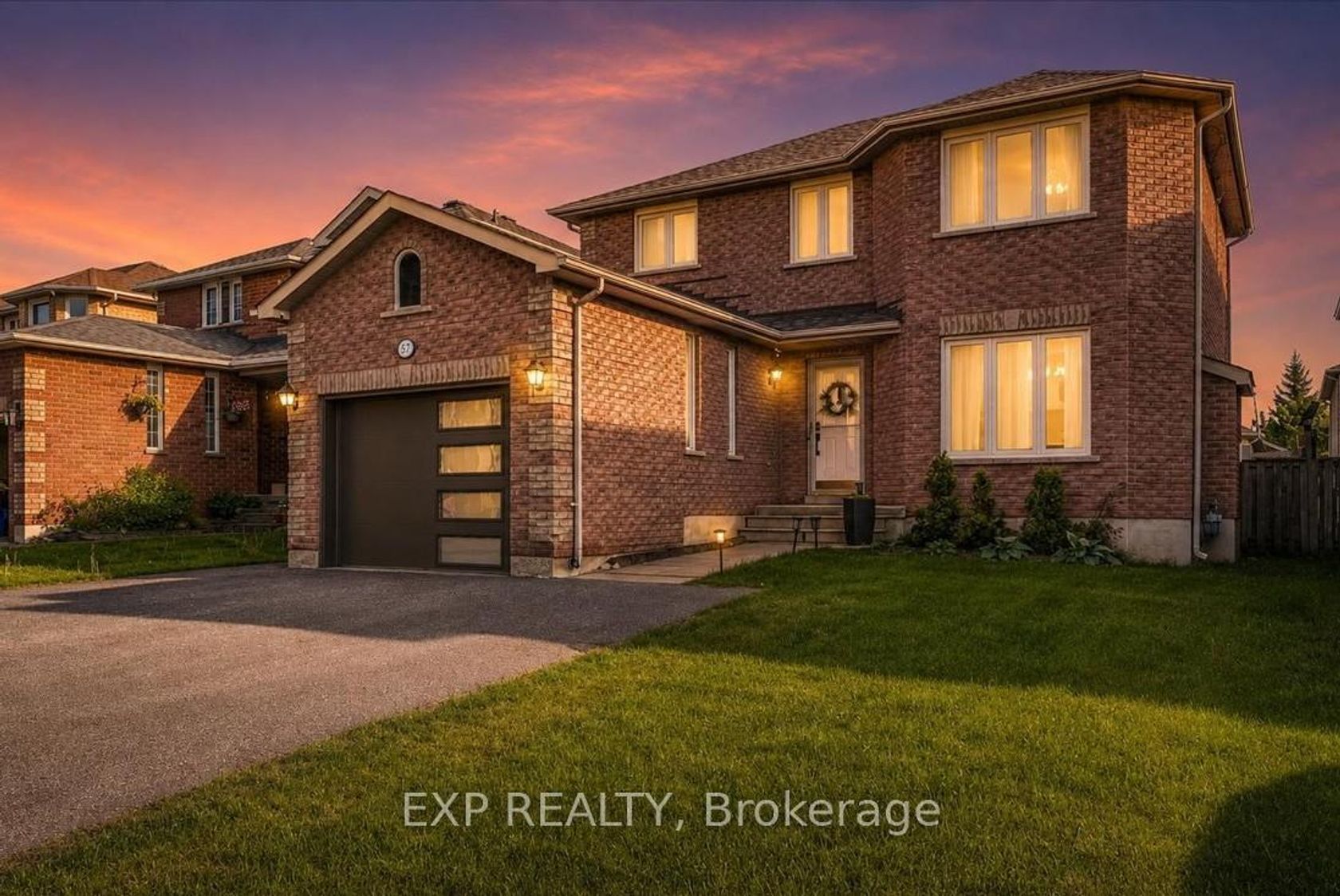 57 Dean Avenue, Painswick South, Barrie photo number 2