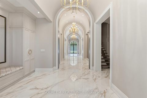Photo 4 at 9 Sandpiper Court, Donalda, Toronto