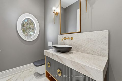 Photo 5 at 9 Sandpiper Court, Donalda, Toronto