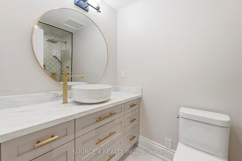 Photo 8 at 9 Sandpiper Court, Donalda, Toronto
