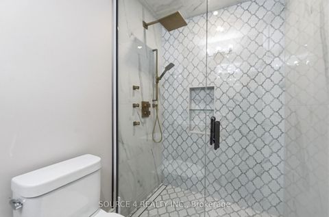 Photo 9 at 9 Sandpiper Court, Donalda, Toronto