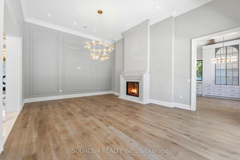 Photo 14 at 9 Sandpiper Court, Donalda, Toronto