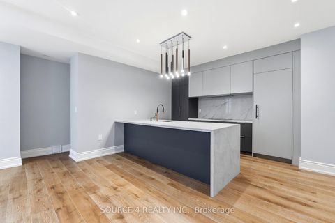Photo 17 at 9 Sandpiper Court, Donalda, Toronto
