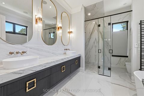 Photo 25 at 9 Sandpiper Court, Donalda, Toronto