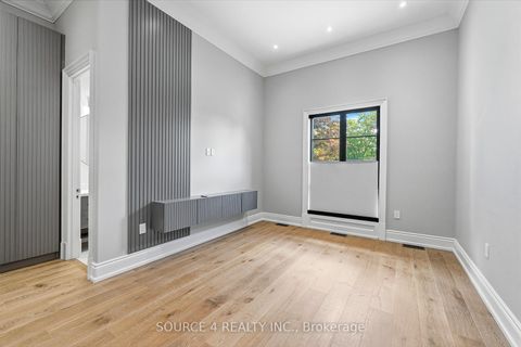 Photo 28 at 9 Sandpiper Court, Donalda, Toronto