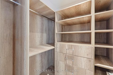 Photo 32 at 9 Sandpiper Court, Donalda, Toronto
