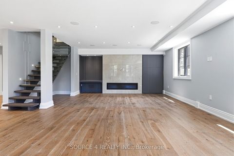 Photo 33 at 9 Sandpiper Court, Donalda, Toronto