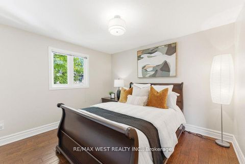 Photo 20 at 205 Fletcher Drive, Maple, Vaughan