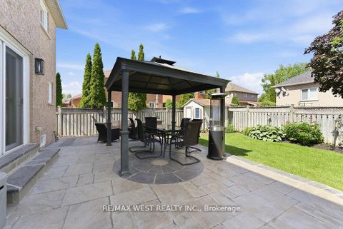 Photo 34 at 205 Fletcher Drive, Maple, Vaughan