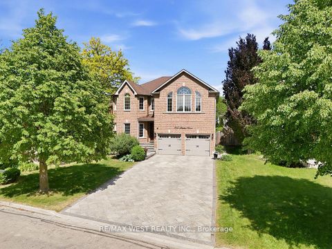 Photo 42 at 205 Fletcher Drive, Maple, Vaughan