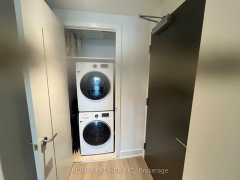 Photo 18 at 3506 - 8 Cumberland Street, Annex, Toronto