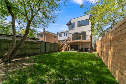 Photo 3 at 21 Sixteenth Street, New Toronto, Toronto