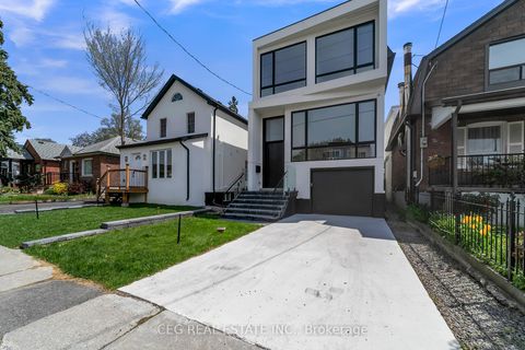Photo 5 at 21 Sixteenth Street, New Toronto, Toronto