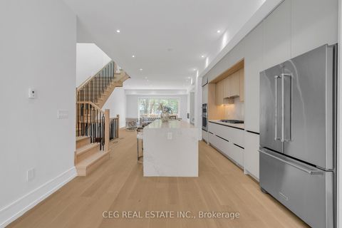 Photo 14 at 21 Sixteenth Street, New Toronto, Toronto