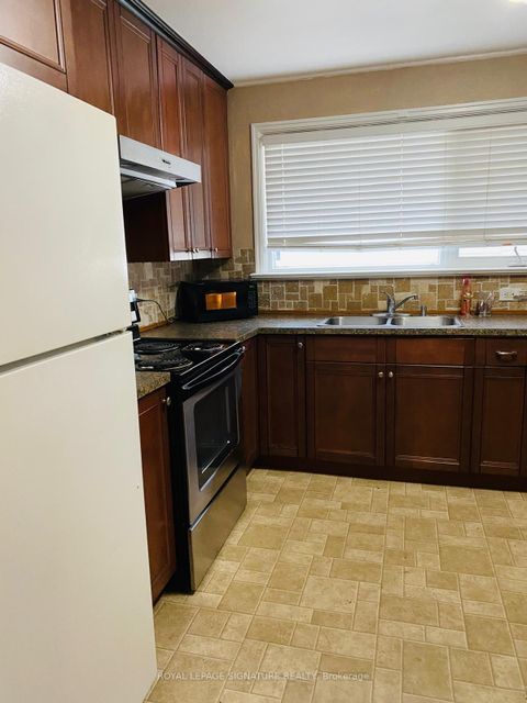 Photo 1 at 59 Penetang Street, Codrington, Barrie