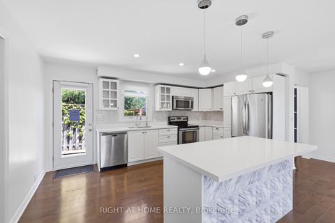Photo 10 at 68 Overbank Drive, McLaughlin, Oshawa