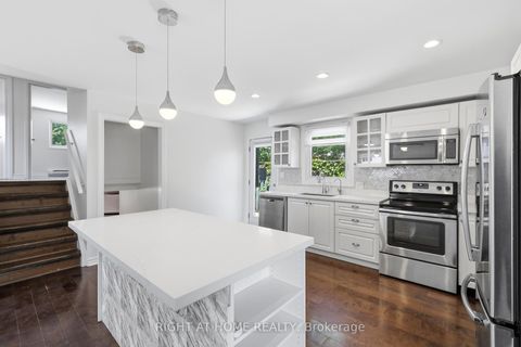 Photo 11 at 68 Overbank Drive, McLaughlin, Oshawa