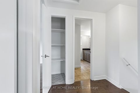 Photo 15 at 68 Overbank Drive, McLaughlin, Oshawa