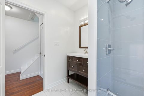 Photo 33 at 68 Overbank Drive, McLaughlin, Oshawa