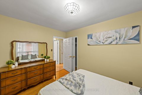 Photo 12 at 1144 Glengrove Avenue W, Glen Park, Toronto