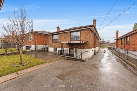 Photo 25 at 1144 Glengrove Avenue W, Glen Park, Toronto