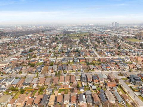 Photo 31 at 1144 Glengrove Avenue W, Glen Park, Toronto