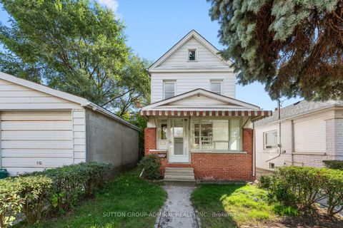 Photo 2 at 87 Pritchard Avenue, Smythe, Toronto