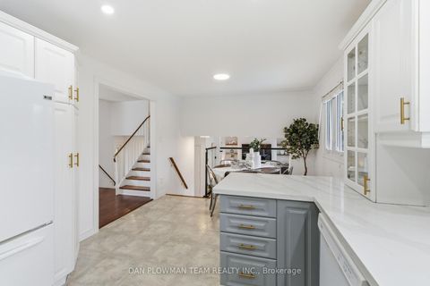 Photo 15 at 986 Central Park Boulevard N, Centennial, Oshawa