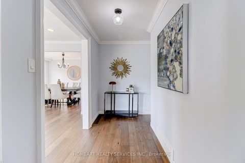 Photo 2 at 280 Waterloo Avenue, Bathurst Manor, Toronto