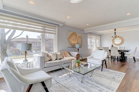 Photo 5 at 280 Waterloo Avenue, Bathurst Manor, Toronto