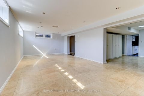 Photo 17 at 280 Waterloo Avenue, Bathurst Manor, Toronto