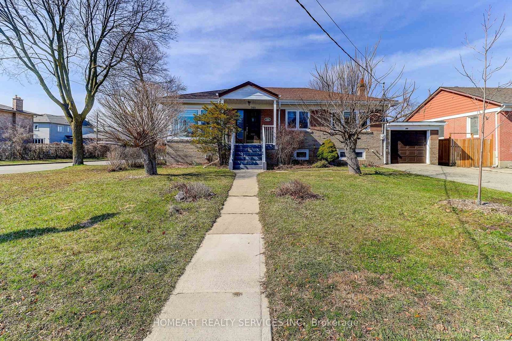 280 Waterloo Avenue, Bathurst Manor, Toronto photo 8