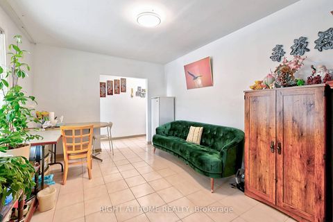 Photo 4 at 34 William Cragg Drive, CFB, Toronto