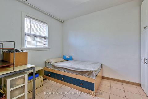 Photo 8 at 34 William Cragg Drive, CFB, Toronto