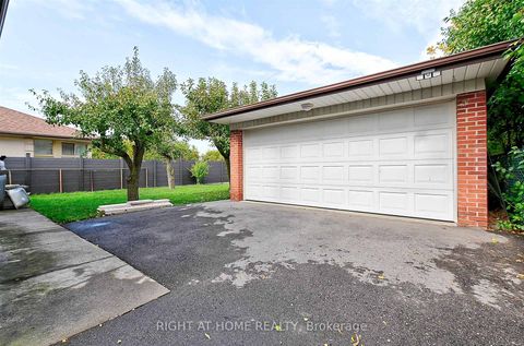 Photo 12 at 34 William Cragg Drive, CFB, Toronto