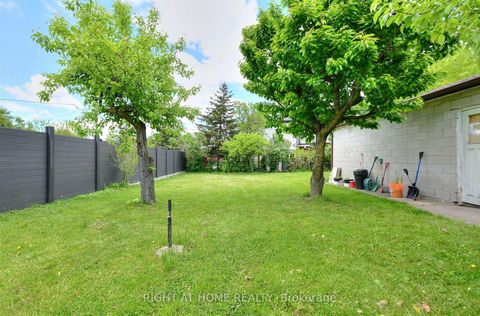 Photo 29 at 34 William Cragg Drive, CFB, Toronto