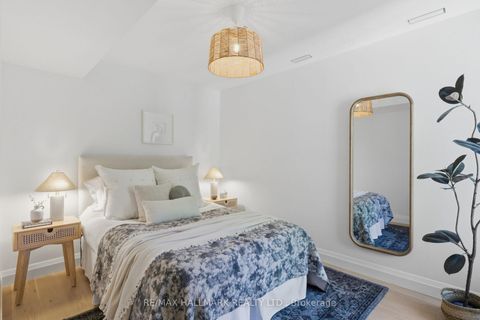 Photo 23 at 32 Howland Road, North Riverdale, Toronto