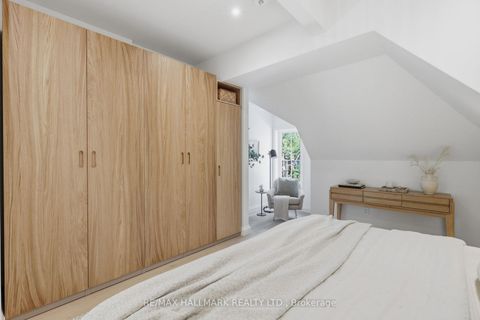 Photo 32 at 32 Howland Road, North Riverdale, Toronto