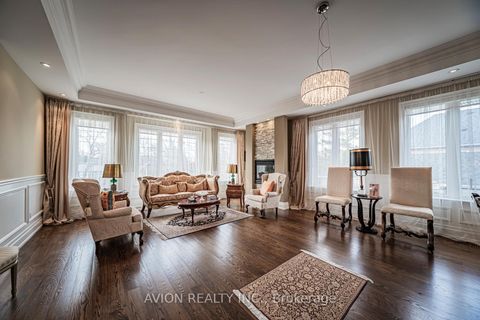 Photo 1 at 136 Homewood Avenue, Newtonbrook West, Toronto