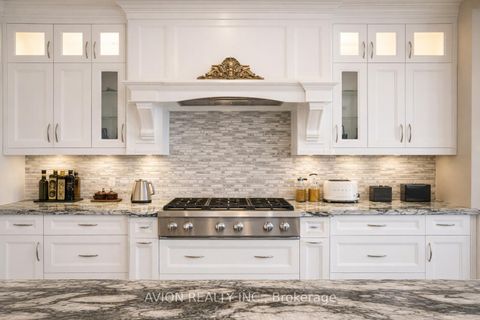 Photo 7 at 136 Homewood Avenue, Newtonbrook West, Toronto